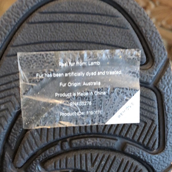 Ugg Boots Like new. Size 7 Women’s. Black - Picture 4 of 6